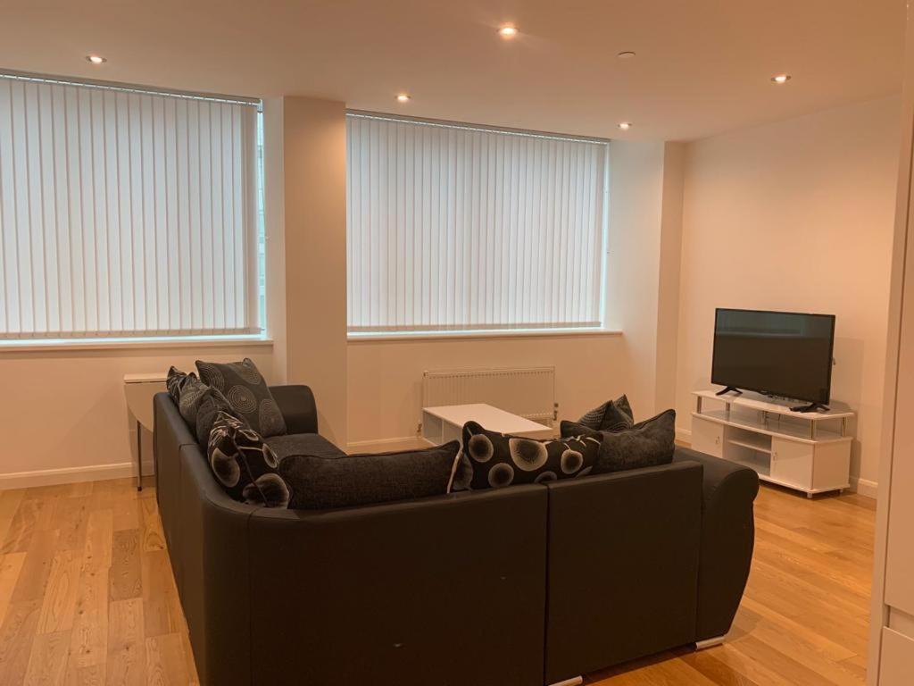 Modern 2 Bed 2 Bath Apartment In Central Croydon! 外观 照片